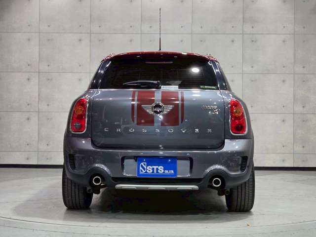 充実装備の1台入荷致しました♪ぜひ実車を見に来てください♪