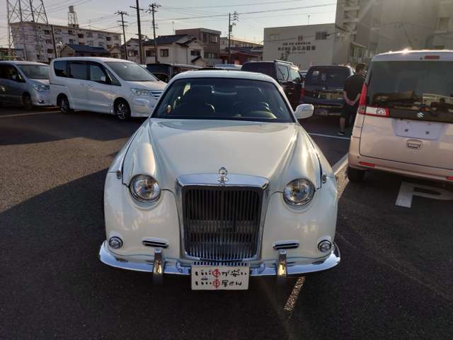 中古、新品のHDDナビ、ETC、地デジチューナー、フリップダウンモニター、バックモニターなど何でもご相談ください。下取りから取り換え、持ち込み取り付け可能です！ポータブルナビフルセグなど各メーカー取り扱い有
