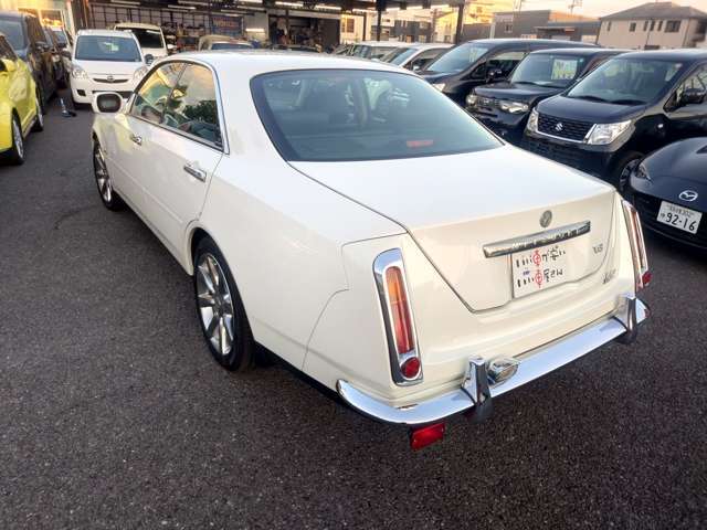 お車の事なら何でもご相談ください。私たちがしっかりサポートさせて頂きます。下取り、処分するお車、不動車がございましたらご相談ください。他店に負けないように頑張てます！！格安軽自動車は大高店へ♪