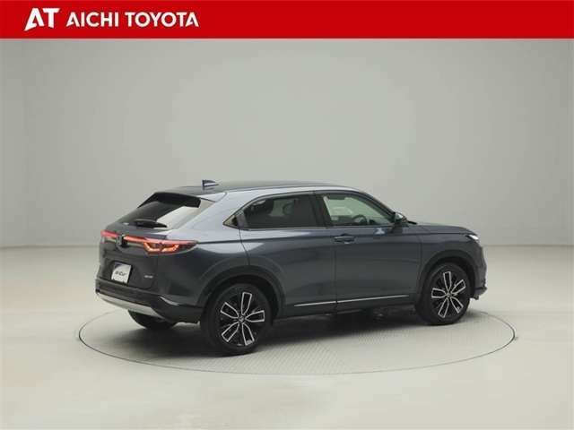 『ロングラン保証』はメーカー、年式を問わず1年間・走行距離無制限の無料保証です。最長3年まで延長可です！詳しくはスタッフまでおたずねください。