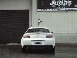 4ATパドルシフト！1オーナー車！黒革パワーシート！ホイールとマフラーは店頭にて選択可能！全車安心保証付！県外納車も喜んでお受けしています。