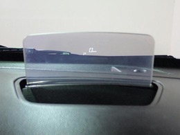 ◆三重県最大級の大型屋内中古車センター♪ヴァーサス鈴鹿店です♪オールジャンルの展示車が盛り沢山です♪在庫の無い車両のオーダーも受け付けます♪電話→059-384-5050までお問合せ下さい◆