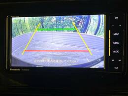 【問合せ：0749-27-4907】【バックカメラ】駐車時に後方がリアルタイム映像で確認できます。大型商業施設や立体駐車場での駐車時や、夜間のバック時に大活躍！運転スキルに関わらず、今や必須となっ