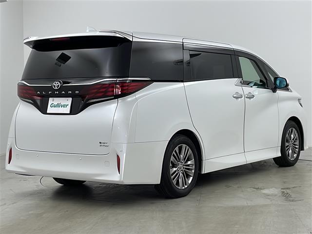 【右斜後】ガリバーの保証は、走行距離が無制限！電球や消耗品、ナビ等の社外品も保証対象。末永いカーライフに対応する充実した保証内容（保証期間によって保証内容は変わります。)