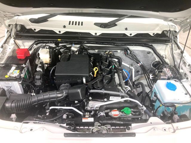 親切・丁寧な専門メカニックスタッフが応対！・車検・点検整備・事故等の修理などアフターサービスも安心。お車のカスタマイズもネクステージのサービススタッフまでご相談ください！