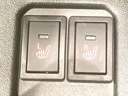 【シートヒーター】寒い日に重宝するシートヒーター！エアコンより早く温まってくれるので寒がりの人も安心ですね♪エアコンの温風は乾燥するから苦手、という方にもをおすすめです。