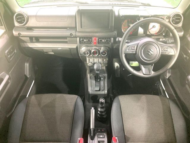 グループ総在庫数約30，000台！！全国の系列店からメーカー・車種問わずご紹介出来るので、あなたにピッタリのお車が見つかるはずです♪まずはお問い合わせ下さい☆