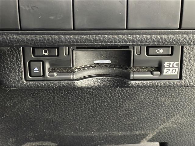 【純正ナビ連動型ビルトインETC2.0】