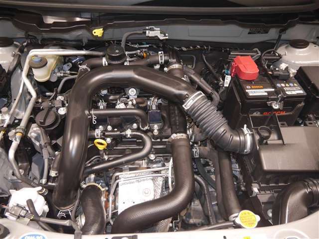 1000ccターボエンジン☆エンジンルームもしっかり洗浄！