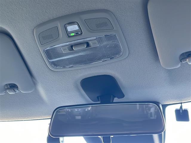 店頭在庫以外にも全国約4万台※の在庫から、ぴったりな1台をご提案します！※2023年10月現在の在庫台数です。売約済の可能性があります。