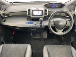 【インパネ全体】全方位で視界が広く、高い目線で運転もしやすいです！