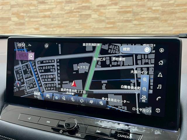 【純正メーカーナビ】装備でフルセグTV視聴やBluetooth等充実装備。