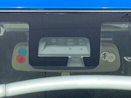 【スズキ　セーフティサポート】走行中に前方の車両等を認識し、衝突しそうな時は警報とブレーキで衝突回避と被害軽減をアシスト。より安全にドライブをお楽しみいただけます。