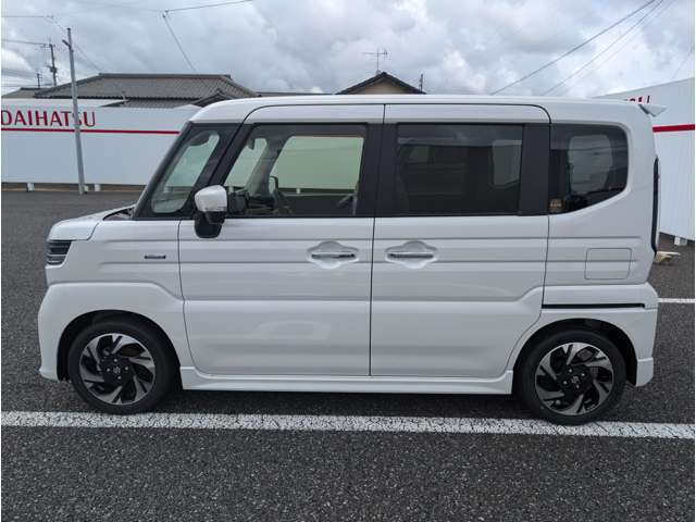助手席側からです☆