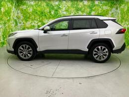 WECARSの在庫ページをご覧いただき誠にありがとうございます！WECARSは「お客様第一」をモットーにお客様のカーライフを全力でサポートいたします！