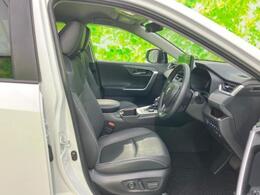 「この車の写真をもっと見たい」「状態が気になる」「この装備はついている？」どんな小さな疑問でもお気軽にお問い合わせください！