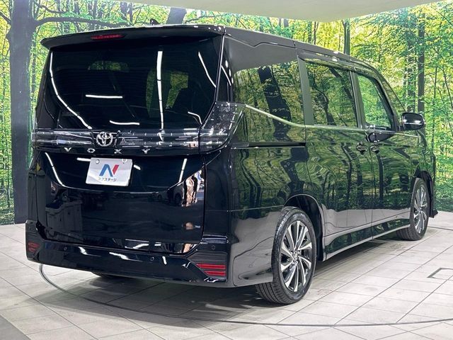 ☆全国のネクステージからお取り寄せが可能※！遠方の店舗に展示してあるクルマが気になる場合も、最寄りの店舗でご覧いただくことが可能です！是非私たちに要望をお聞かせください！※別途費用