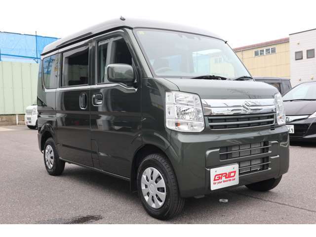◇中古車は、整備歴・使用歴で程度は様々と考えております。目利きプロならではのチェックポイントをGRID独自の基準をクリアした車両のみを厳選して仕入れを行っております。クルマの人気だけでは仕入れません。
