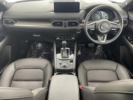 【インパネ全体】全方位で視界が広く、高い目線で運転もしやすいです！