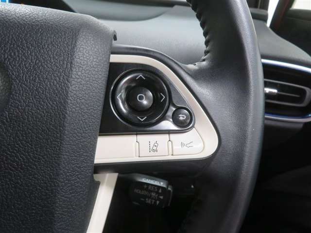 握りやすいハンドルで快適な運転をどうぞ。
