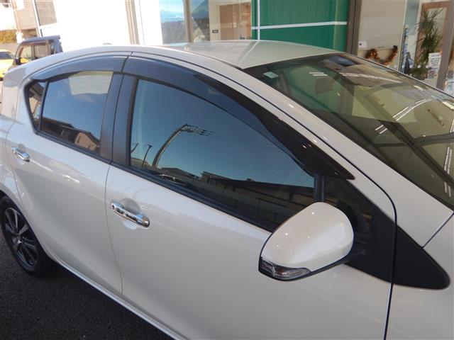 【ドアミラー】大きくて見やすいので、後方を見るときも安心です！