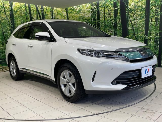 大好評のボディコーティング「弾スプラッシュコート」もご納車までに施工可能。通常のガラスコートと異なる、耐久年数6年の無機質ガラスコーティングが、ボディをキレイな状態に保ってくれます。