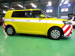 フロアマット＆ドアバイザー付.スチールホイル付スタットレスタイヤ付けます.