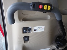 リモコン付き　電動ウインチ