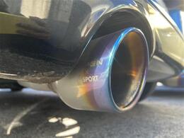 安心の全車保証付き！（※部分保証、国産車は納車後3ヶ月、輸入車は納車後1ヶ月の保証期間となります）。その他長期保証(有償)もご用意しております！※長期保証を付帯できる車両には条件がございます。