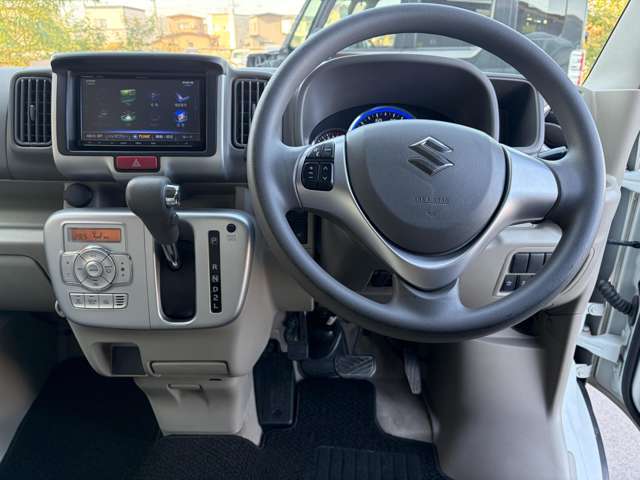 国道7号線沿い、赤い軽の看板を目印においで下さい！！カーナビで検索の場合は【弘前市境関西田16-3】とご入力下さい☆☆