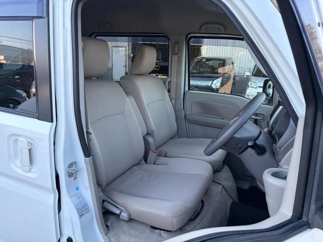 仕入れ先が不明なお車は取扱いしません！！実際に現地に足を運び、しっかりとチェックをしてから仕入れてきてますので、どのお車もご安心して乗っていただけます☆