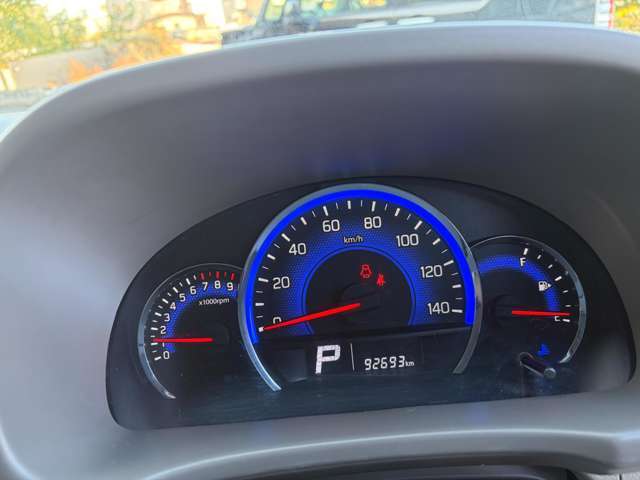 キッズスペースもございます♪お子様連れの方もごゆっくりとお車を見ていただけます☆