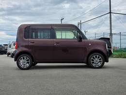可愛いボディと広さを持ち合わせ、運転しやすく収納豊富な街乗り車です♪
