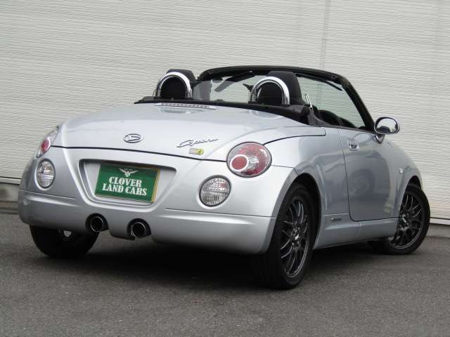 【ボディのポリマーコーティングがおススメです！】新車の輝きが蘇ります！お手入れは水洗いのみで色の保護やツヤの持続ができます。LINEでのお問合せもOKです。