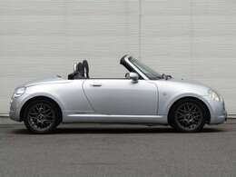 お車に詳しくない方でもご安心ください。ご満足のいくお車探しをお手伝いできるよう経験豊富なスタッフがご対応致します。LINEでのお問合せもOKです。