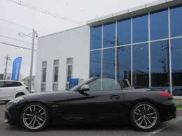 オープンでの解放感は良好です。所有する満足度の高い車両です。