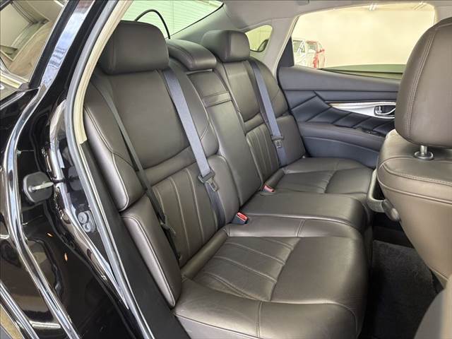 ☆運転席側2列目シート