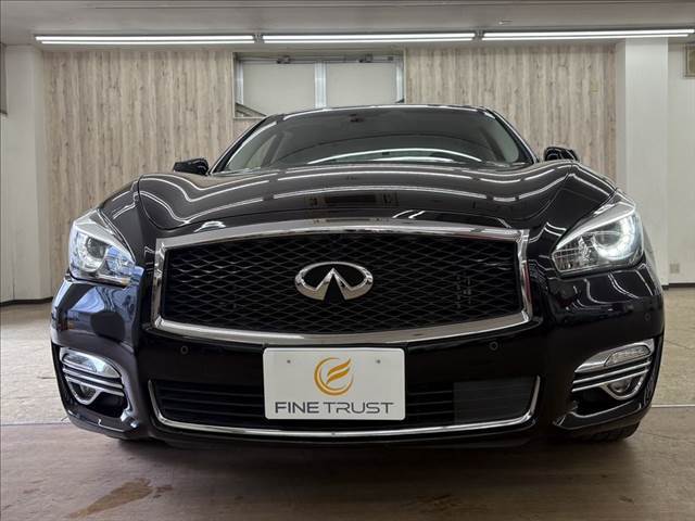 当社自慢のお車です。装備・機関系チェック済み♪横にこの車のセールスポイントを、写真と説明でアピールしてあります♪まずはご覧になってください。