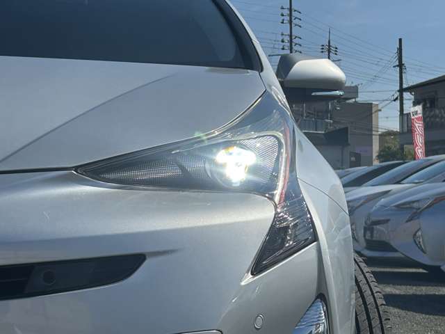 【LEDヘッドライト】白い光で視界良好♪玉切れの心配もほとんどありません♪