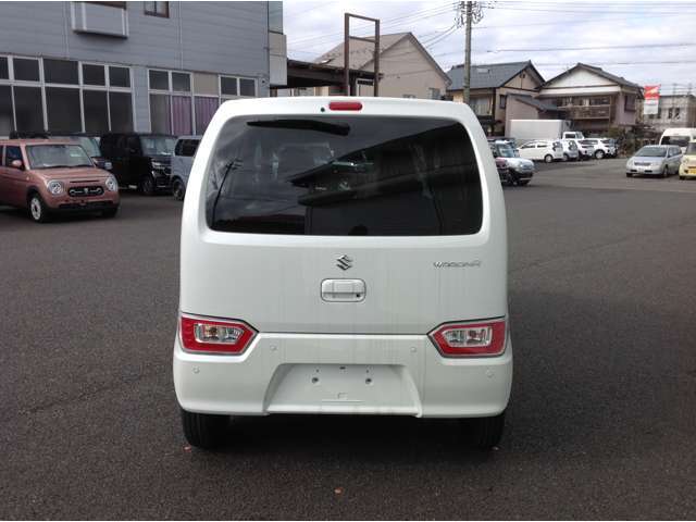 【車検】福井県福井市・鯖江市で年間8,000台の車検実績！予約制の60分車検もございます。お安く安心な国土交通省指定の自社工場完備で国家資格整備士が丁寧に車検整備を行います。