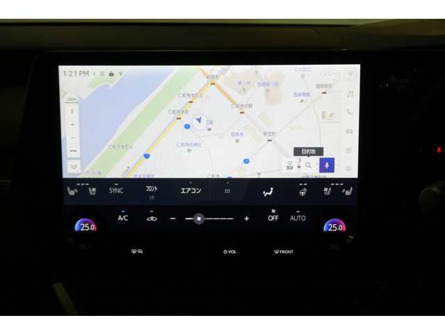 レクサス車はすべての車種でナビゲーション・バックカメラ・ETC車載器は、標準装備となっております。