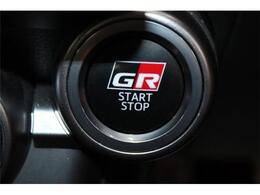 大好評のボディコーティング「ハイモースコート」もご納車までに施工可能。雨染みや線傷など中古車だからと諦めていませんか？ピカピカの状態でお乗り出しいただけます。