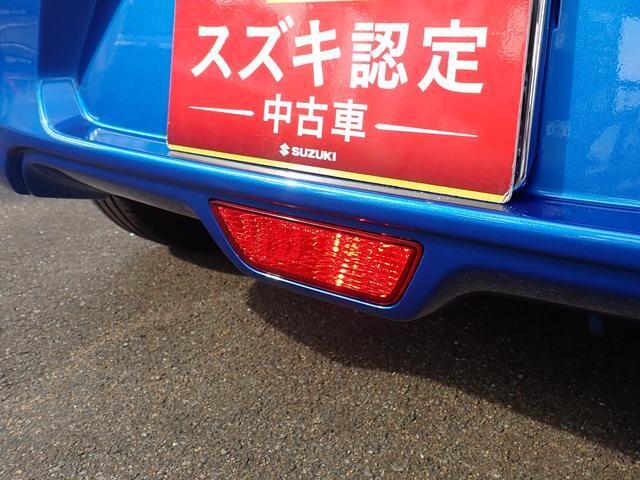 【リヤフォグランプ】霧や雨で視界が悪いときに点灯することで、後続車に自車の存在を知らせることができ、事故防止に役立ちます！！