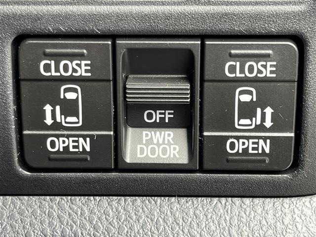 【運転席操作部】快適なドライブを楽しむための機能が装備されています！運転席から触れるので、使いやすいです！除菌プランいれていただくと、さらに清潔で安心していただけます！