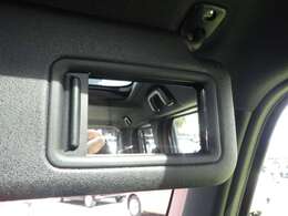 【付属品】このクルマ限定で使える装備品が付いています！使い方などはぜひ実際に店舗にお越しいただき、専門スタッフにお尋ねください！