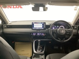 フロントガラスが大きく、ワイドな視界で運転もしやすくなるように設定されています。