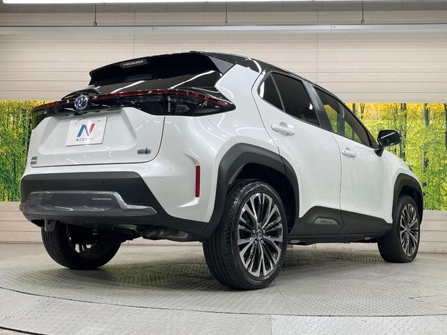 ☆全国のネクステージからお取り寄せが可能※！遠方の店舗に展示してあるクルマが気になる場合も、最寄りの店舗でご覧いただくことが可能です！是非私たちに要望をお聞かせください！※別途費用