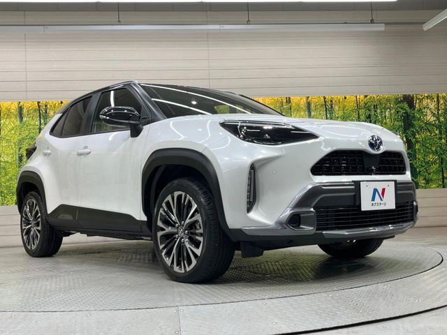 高透明度のガラス皮膜で撥水はもちろん、上質なツヤ・光沢を実現。紫外線や酸性雨から大切な愛車を保護し、色あせ・劣化を防止。「弾スプラッシュコート」、「弾プリミッサコート」からお選びいただけます。