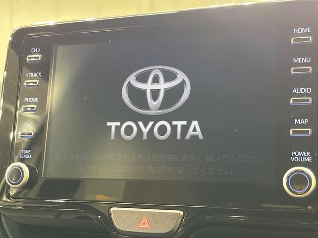 【8インチ　ディスプレイオーディオ】大画面のディスプレイはAppleCarPlayやAndroidAutoが利用可能。大きな画面でスマホナビアプリ等が利用いただけます♪