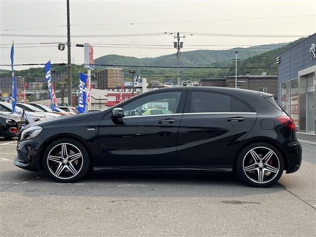 外装は専任スタッフによる真心込めたワックス磨きを実施しております。内装もクリーニングを実施させていただいております。質の良さをご体感くださいませ。
